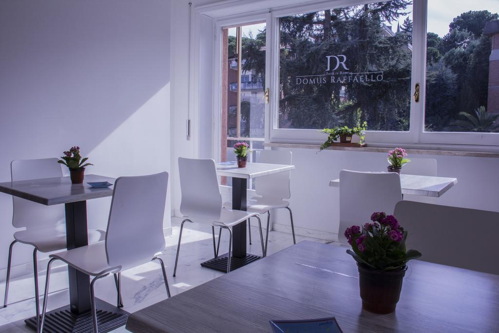 Domus Raffaello Bed & Breakfast Rome Bagian luar foto